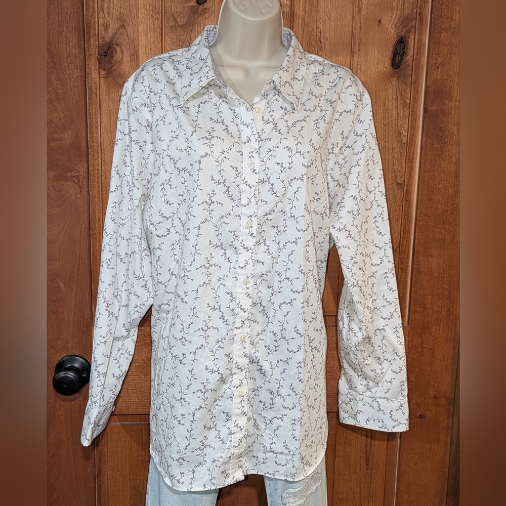 Chaps White Floral Button Down Shirt‎
